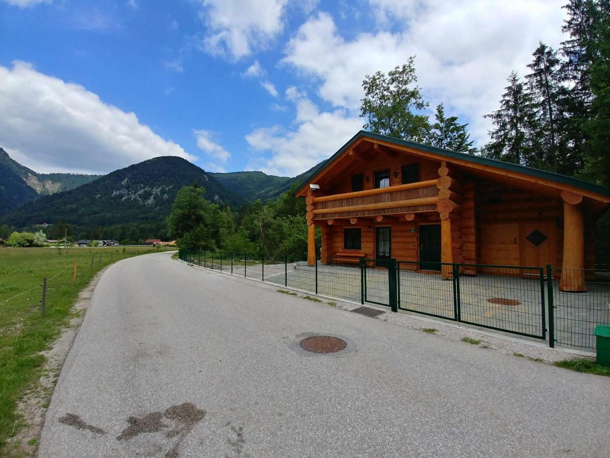 Ferienwohnungen Blockhaus - Zwergenhaeusl Gruenau Im Almtal Luaran gambar
